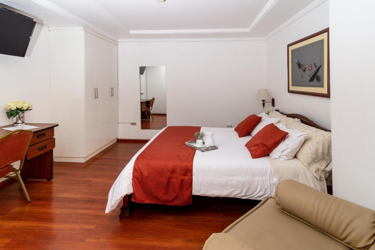 Hotel Cordero Куэнка Экстерьер фото