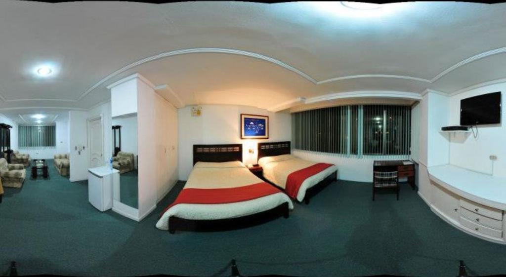 Hotel Cordero Куэнка Номер фото