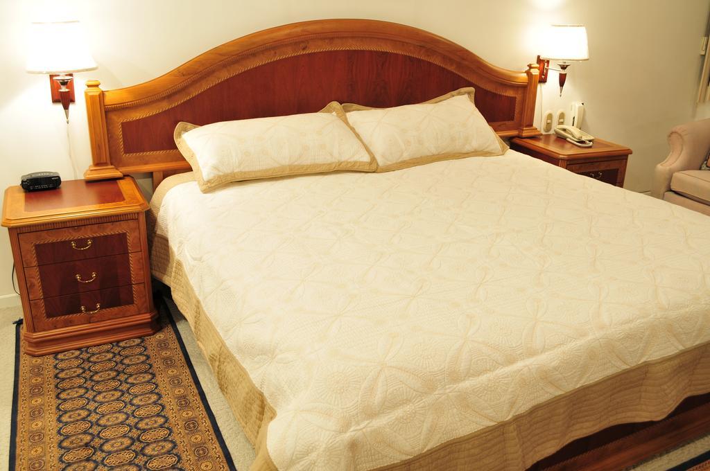 Hotel Cordero Куэнка Номер фото