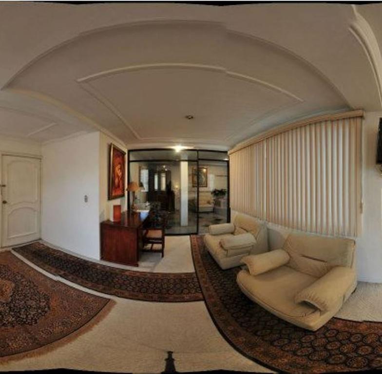 Hotel Cordero Куэнка Экстерьер фото