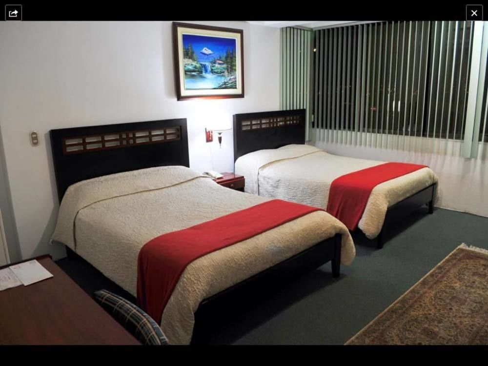 Hotel Cordero Куэнка Экстерьер фото